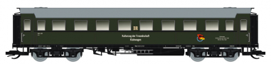 [Osobn vozy] → [Spn a osobn] → [4-os sask] → 120221: osobn vz zelen s edou stechou „Kulturzug der Freundschaft“